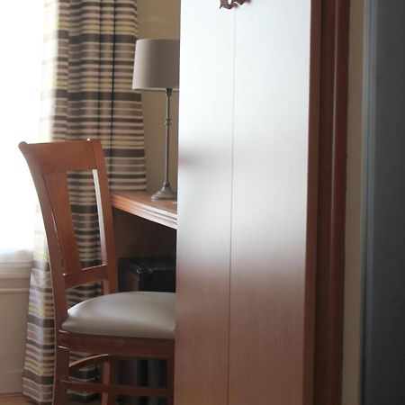 Hotel Le Beaugency Paris Bagian luar foto