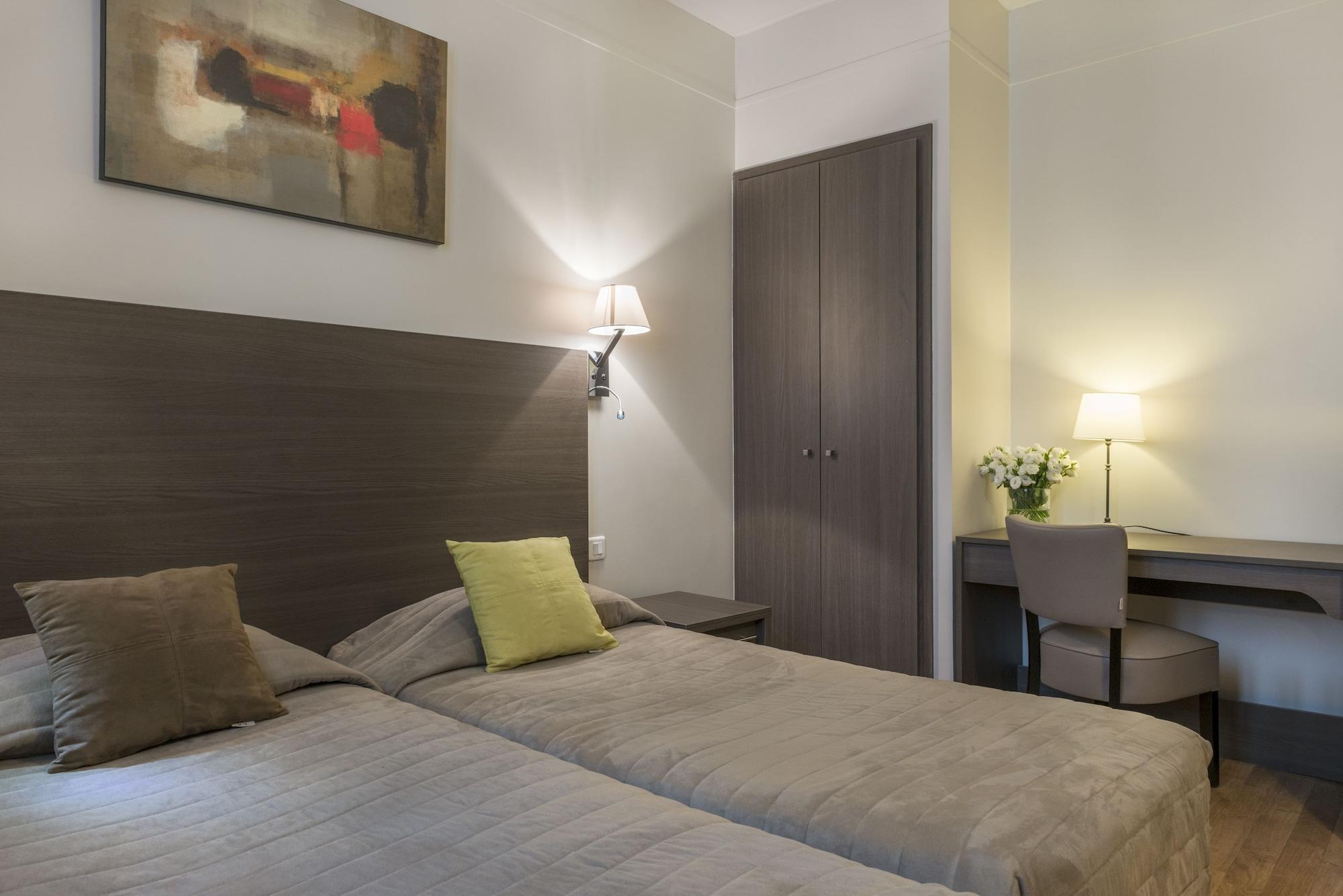 Hotel Le Beaugency Paris Bagian luar foto
